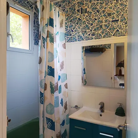 Apartment Gare En Face - 15mn Paris - Parking Rue Gratuit - 10mn A Pied Cdfas, Hippodrome D'enghien, Universite - 1er Etage