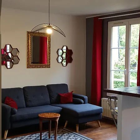 Gare En Face - 15mn Paris - Parking Rue Gratuit - 10mn A Pied Cdfas, Hippodrome D'enghien, Universite - 1er Etage *